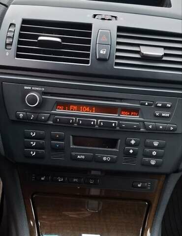 Сірий БМВ Х3, об'ємом двигуна 3 л та пробігом 262 тис. км за 9200 $, фото 33 на Automoto.ua