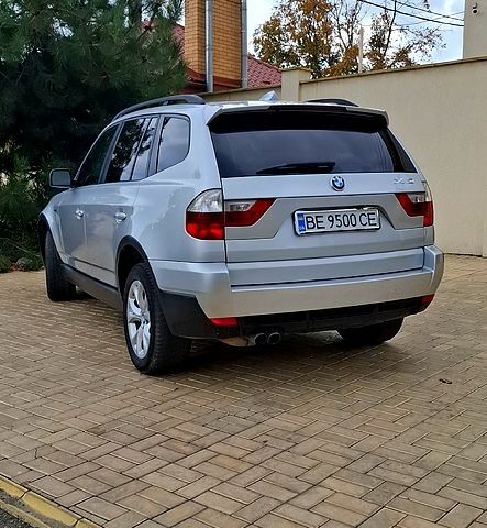 Серый БМВ Х3, объемом двигателя 3 л и пробегом 260 тыс. км за 9200 $, фото 3 на Automoto.ua