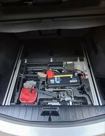 Серый БМВ Х3, объемом двигателя 3 л и пробегом 260 тыс. км за 9500 $, фото 54 на Automoto.ua