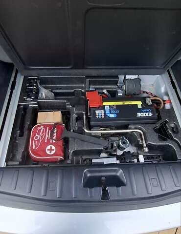 Серый БМВ Х3, объемом двигателя 3 л и пробегом 260 тыс. км за 9200 $, фото 55 на Automoto.ua