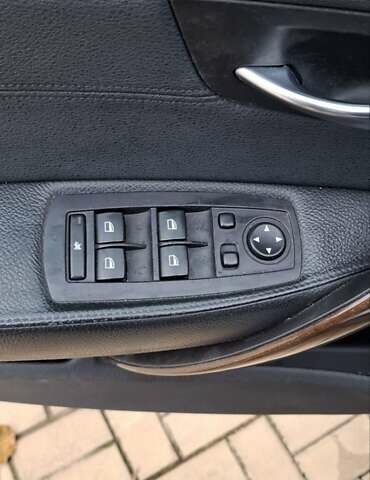 Серый БМВ Х3, объемом двигателя 3 л и пробегом 260 тыс. км за 9200 $, фото 47 на Automoto.ua