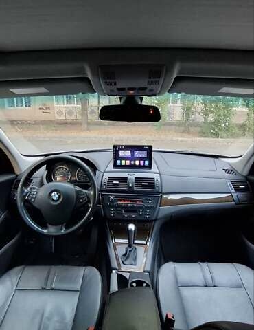 Серый БМВ Х3, объемом двигателя 3 л и пробегом 260 тыс. км за 9500 $, фото 26 на Automoto.ua