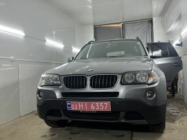 Серый БМВ Х3, объемом двигателя 2 л и пробегом 3 тыс. км за 9900 $, фото 5 на Automoto.ua