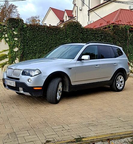 Серый БМВ Х3, объемом двигателя 3 л и пробегом 260 тыс. км за 9200 $, фото 1 на Automoto.ua