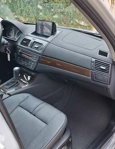 Сірий БМВ Х3, об'ємом двигуна 3 л та пробігом 262 тис. км за 9200 $, фото 42 на Automoto.ua