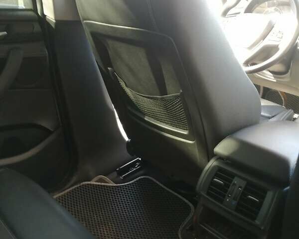 Серый БМВ Х3, объемом двигателя 3 л и пробегом 294 тыс. км за 14800 $, фото 11 на Automoto.ua