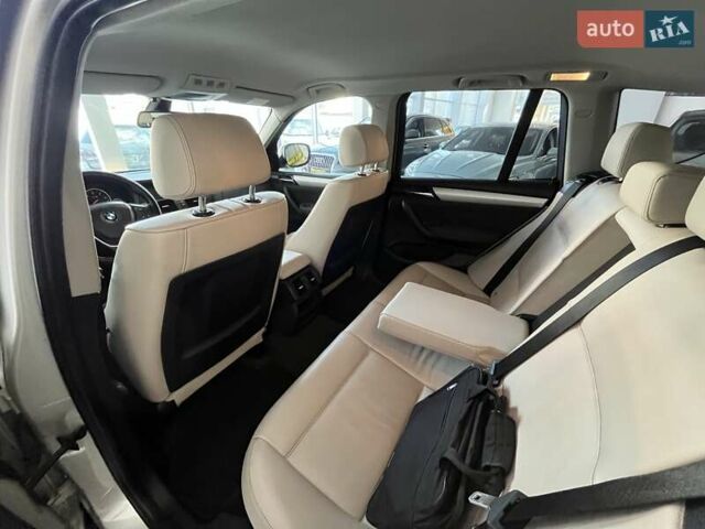 Серый БМВ Х3, объемом двигателя 2 л и пробегом 300 тыс. км за 13100 $, фото 15 на Automoto.ua