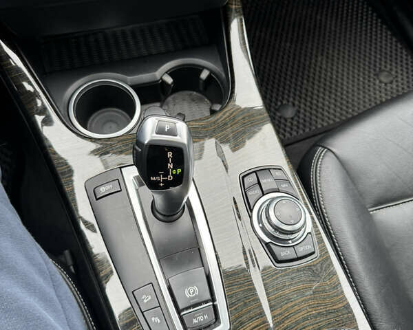 Сірий БМВ Х3, об'ємом двигуна 2.98 л та пробігом 133 тис. км за 13700 $, фото 17 на Automoto.ua