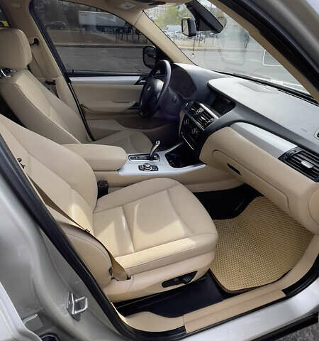 Серый БМВ Х3, объемом двигателя 3 л и пробегом 345 тыс. км за 11500 $, фото 10 на Automoto.ua