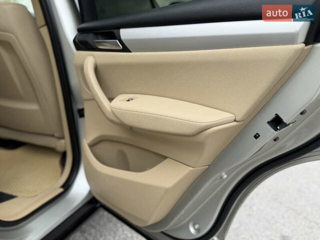 БМВ Х3 2011 в Киеве на Automoto.ua Серый БМВ Х3, объемом двигателя 3 л и пробегом 343 тыс. км за 10850 $, фото 33 на Automoto.ua