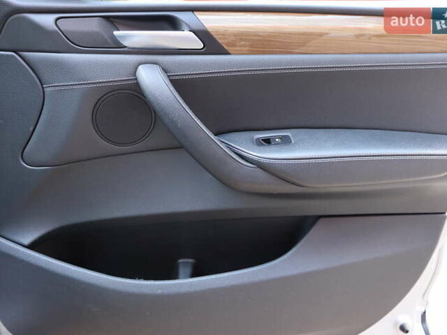 БМВ Х3 2011 у Львові на Automoto.ua Сірий БМВ Х3, об'ємом двигуна 3 л та пробігом 179 тис. км за 11900 $, фото 31 на Automoto.ua