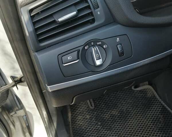 Серый БМВ Х3, объемом двигателя 3 л и пробегом 294 тыс. км за 14800 $, фото 21 на Automoto.ua