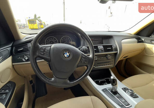 Серый БМВ Х3, объемом двигателя 3 л и пробегом 345 тыс. км за 11500 $, фото 9 на Automoto.ua