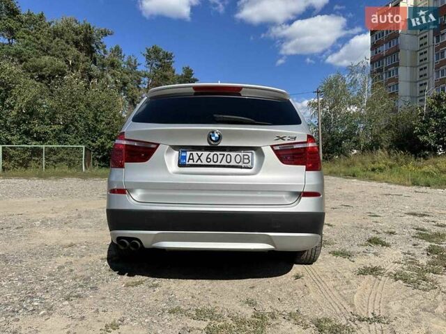 Серый БМВ Х3, объемом двигателя 3 л и пробегом 103 тыс. км за 10500 $, фото 1 на Automoto.ua