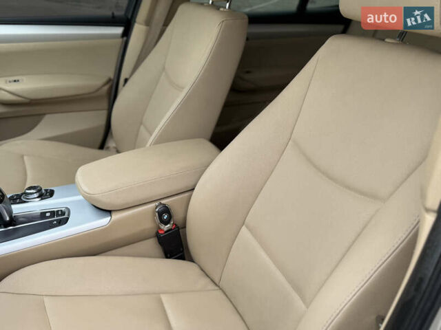 БМВ Х3 2011 в Киеве на Automoto.ua Серый БМВ Х3, объемом двигателя 3 л и пробегом 343 тыс. км за 10850 $, фото 15 на Automoto.ua