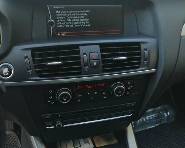 Серый БМВ Х3, объемом двигателя 3 л и пробегом 294 тыс. км за 14800 $, фото 13 на Automoto.ua