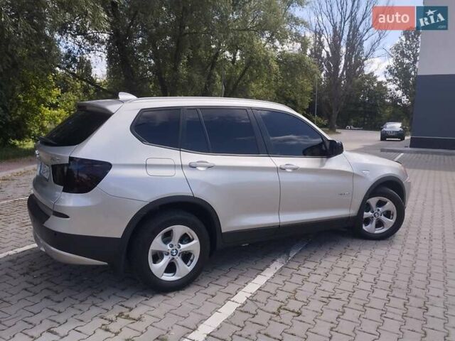 Серый БМВ Х3, объемом двигателя 3 л и пробегом 225 тыс. км за 10800 $, фото 3 на Automoto.ua