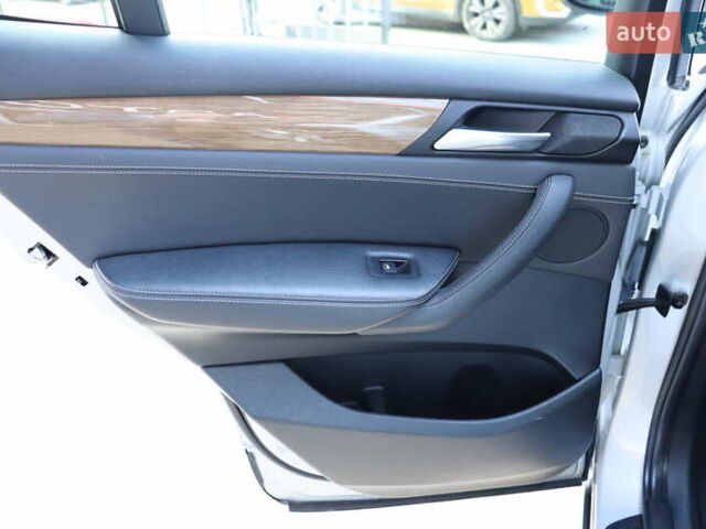 БМВ Х3 2011 у Львові на Automoto.ua Сірий БМВ Х3, об'ємом двигуна 3 л та пробігом 179 тис. км за 11900 $, фото 28 на Automoto.ua