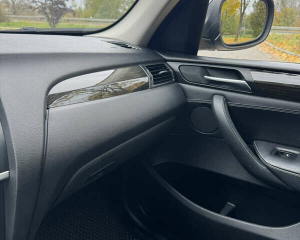 Сірий БМВ Х3, об'ємом двигуна 2.98 л та пробігом 133 тис. км за 13700 $, фото 19 на Automoto.ua