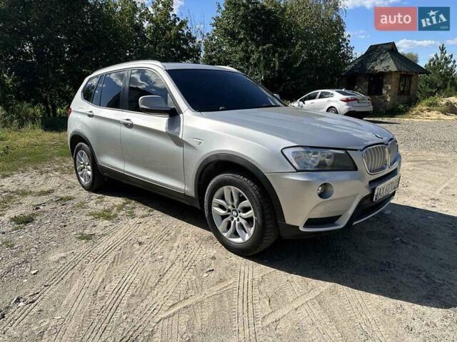 Серый БМВ Х3, объемом двигателя 3 л и пробегом 103 тыс. км за 10500 $, фото 2 на Automoto.ua