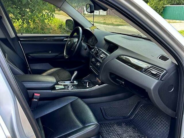 Серый БМВ Х3, объемом двигателя 3 л и пробегом 102 тыс. км за 11900 $, фото 6 на Automoto.ua