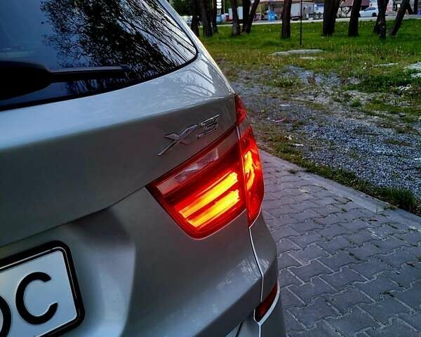 Сірий БМВ Х3, об'ємом двигуна 3 л та пробігом 167 тис. км за 12500 $, фото 29 на Automoto.ua