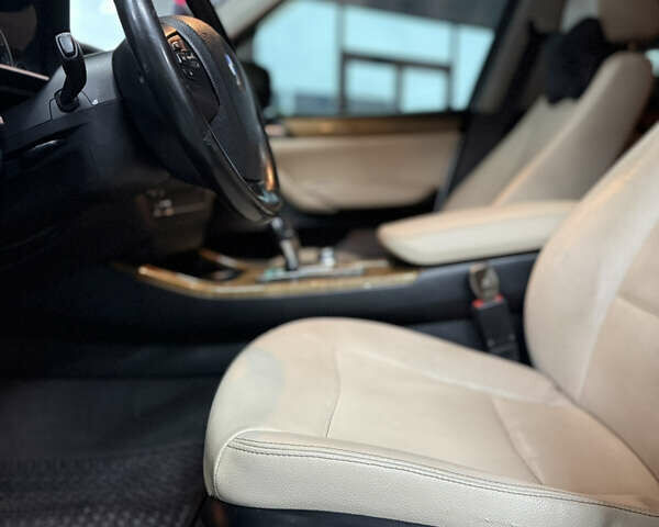 Серый БМВ Х3, объемом двигателя 3 л и пробегом 245 тыс. км за 10850 $, фото 12 на Automoto.ua