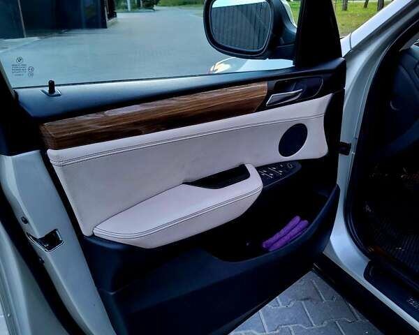 Сірий БМВ Х3, об'ємом двигуна 3 л та пробігом 167 тис. км за 12500 $, фото 40 на Automoto.ua