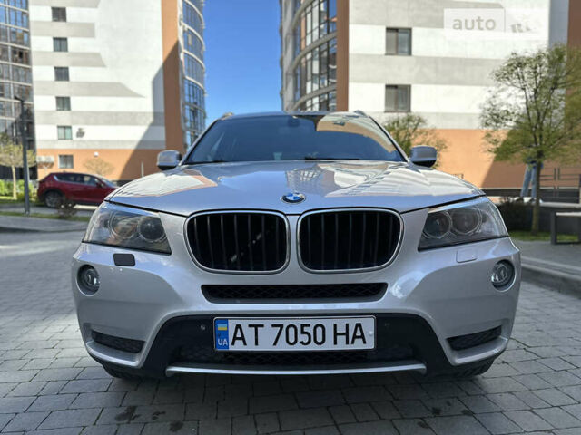 Сірий БМВ Х3, об'ємом двигуна 2 л та пробігом 245 тис. км за 15499 $, фото 10 на Automoto.ua