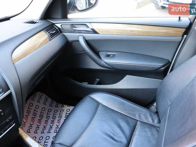 БМВ Х3 2011 у Львові на Automoto.ua Сірий БМВ Х3, об'ємом двигуна 3 л та пробігом 179 тис. км за 11900 $, фото 27 на Automoto.ua