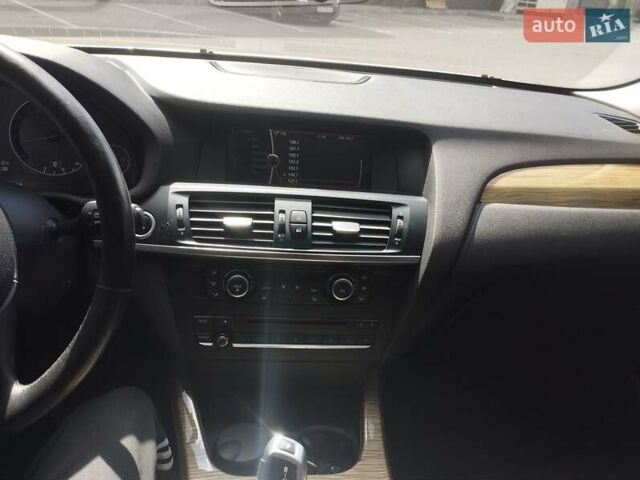 Серый БМВ Х3, объемом двигателя 3 л и пробегом 225 тыс. км за 10800 $, фото 16 на Automoto.ua