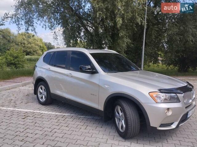 Серый БМВ Х3, объемом двигателя 3 л и пробегом 225 тыс. км за 10800 $, фото 1 на Automoto.ua