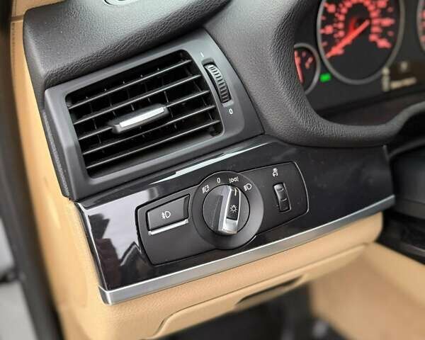 Серый БМВ Х3, объемом двигателя 3 л и пробегом 205 тыс. км за 12700 $, фото 20 на Automoto.ua