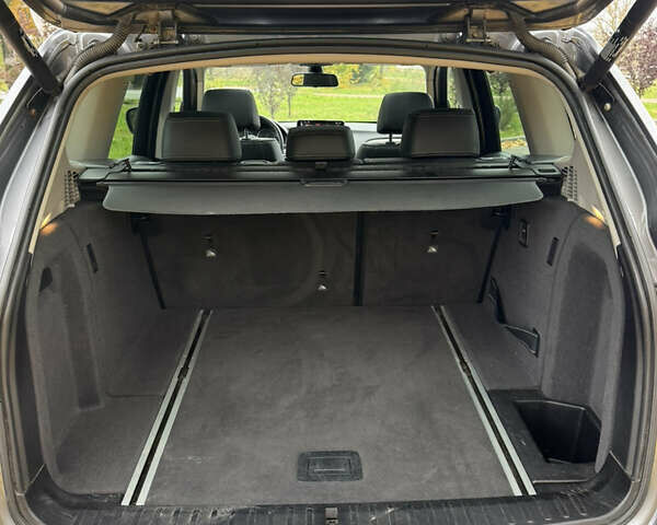 Сірий БМВ Х3, об'ємом двигуна 2.98 л та пробігом 133 тис. км за 13700 $, фото 10 на Automoto.ua