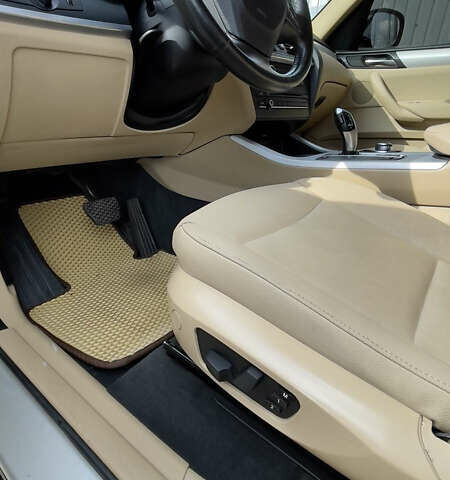 Серый БМВ Х3, объемом двигателя 3 л и пробегом 345 тыс. км за 11500 $, фото 3 на Automoto.ua