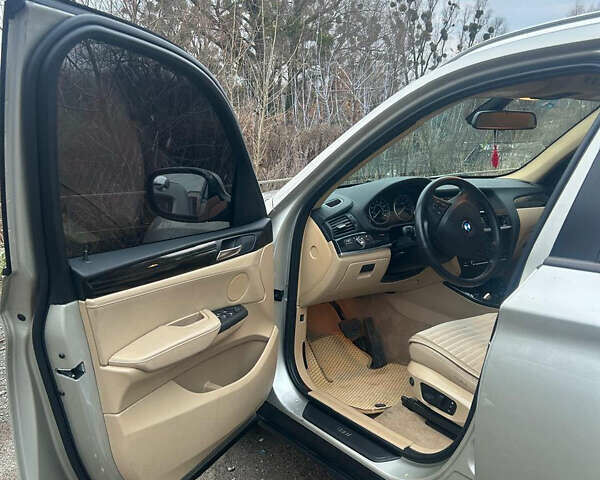 Серый БМВ Х3, объемом двигателя 3 л и пробегом 95 тыс. км за 16000 $, фото 25 на Automoto.ua