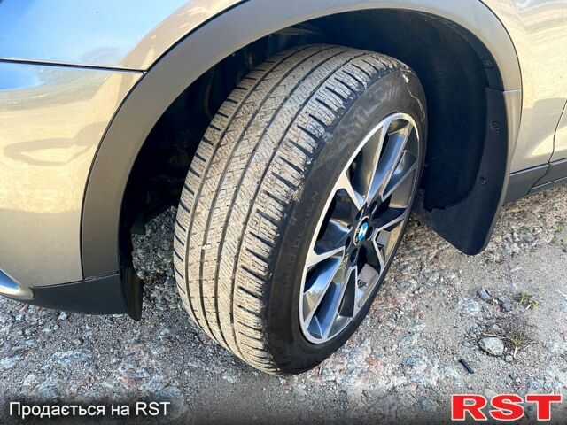 Серый БМВ Х3, объемом двигателя 3 л и пробегом 294 тыс. км за 18700 $, фото 10 на Automoto.ua
