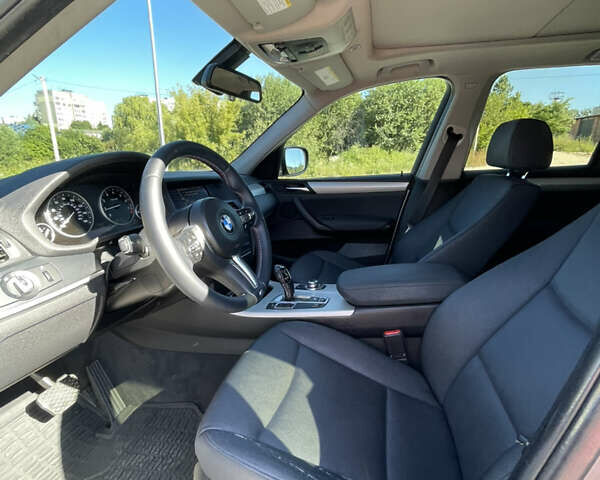 Серый БМВ Х3, объемом двигателя 2 л и пробегом 184 тыс. км за 11750 $, фото 17 на Automoto.ua