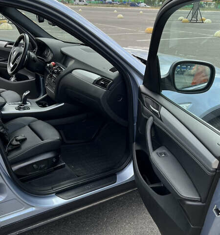 Серый БМВ Х3, объемом двигателя 2.98 л и пробегом 180 тыс. км за 14000 $, фото 8 на Automoto.ua