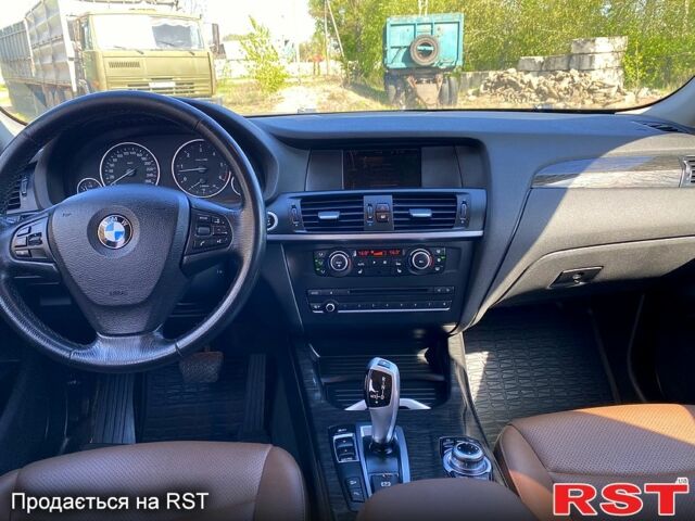 Серый БМВ Х3, объемом двигателя 3 л и пробегом 294 тыс. км за 18700 $, фото 6 на Automoto.ua