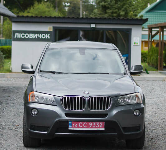 Серый БМВ Х3, объемом двигателя 2 л и пробегом 182 тыс. км за 9500 $, фото 4 на Automoto.ua