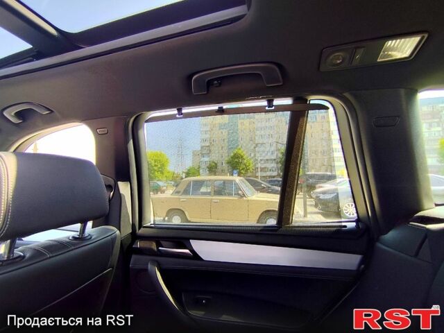 Серый БМВ Х3, объемом двигателя 3 л и пробегом 191 тыс. км за 12700 $, фото 4 на Automoto.ua