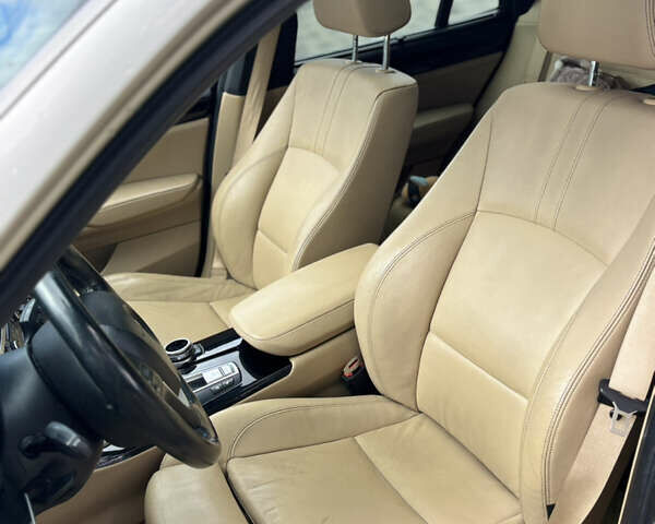 Серый БМВ Х3, объемом двигателя 3 л и пробегом 286 тыс. км за 11900 $, фото 17 на Automoto.ua