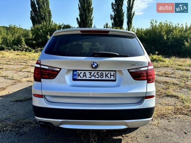 Серый БМВ Х3, объемом двигателя 2 л и пробегом 295 тыс. км за 10800 $, фото 7 на Automoto.ua