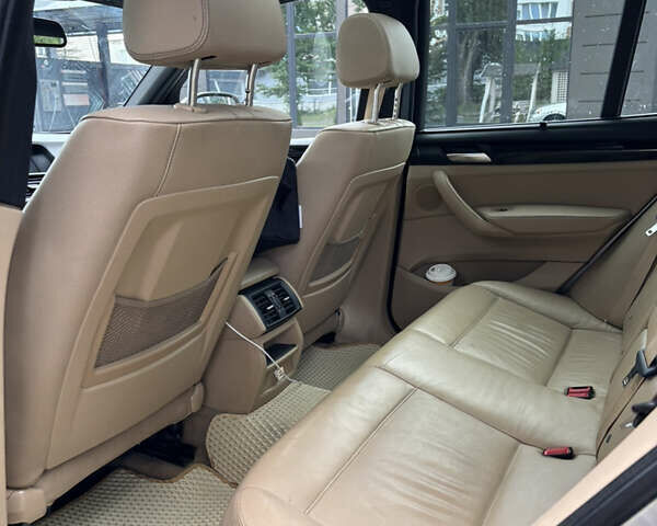 Серый БМВ Х3, объемом двигателя 3 л и пробегом 286 тыс. км за 11900 $, фото 26 на Automoto.ua