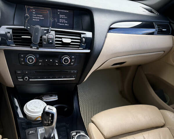 Серый БМВ Х3, объемом двигателя 3 л и пробегом 286 тыс. км за 11900 $, фото 18 на Automoto.ua