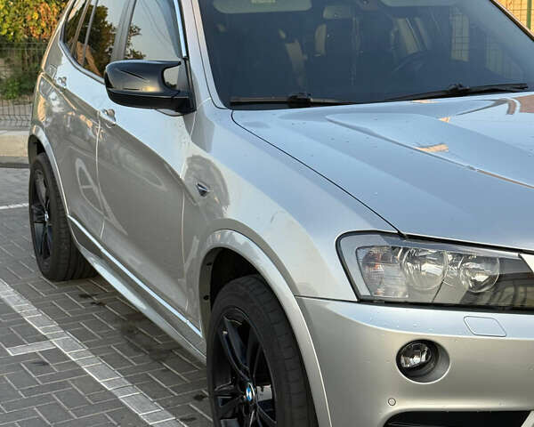 Серый БМВ Х3, объемом двигателя 2 л и пробегом 240 тыс. км за 16800 $, фото 8 на Automoto.ua