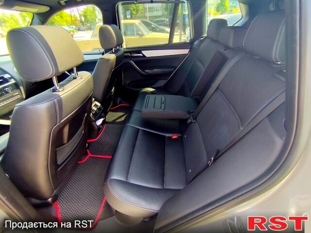 Серый БМВ Х3, объемом двигателя 3 л и пробегом 191 тыс. км за 12700 $, фото 6 на Automoto.ua