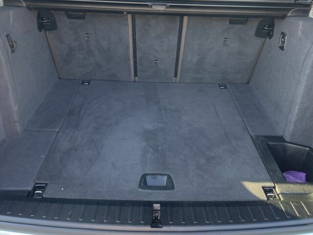 Серый БМВ Х3, объемом двигателя 2 л и пробегом 330 тыс. км за 13700 $, фото 13 на Automoto.ua