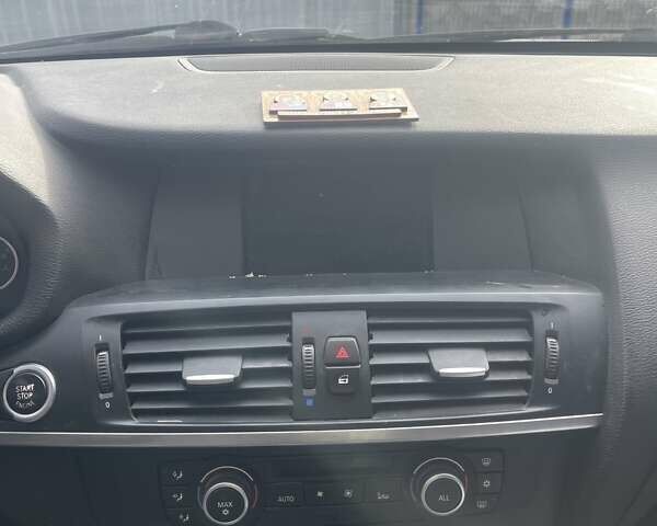 Сірий БМВ Х3, об'ємом двигуна 2 л та пробігом 315 тис. км за 11600 $, фото 4 на Automoto.ua